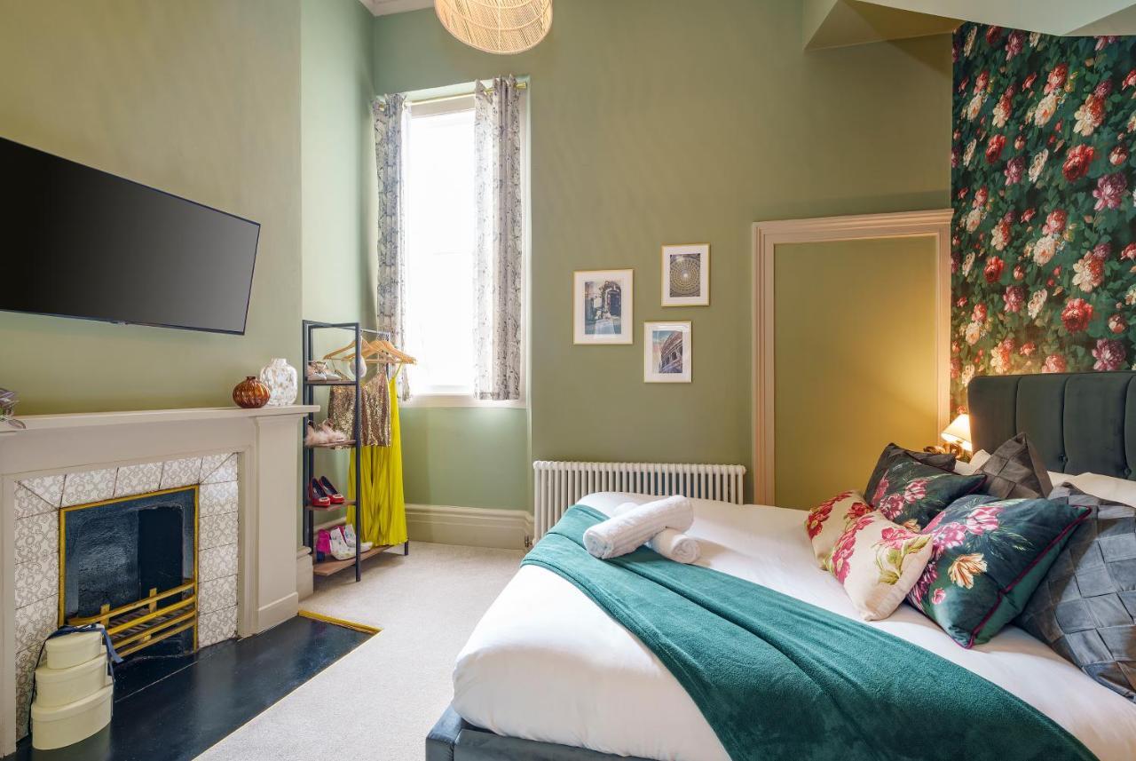 The Sovereign Suite - 2 Bedroom Apartment In Central Bristol By Mint Stays Exterior photo